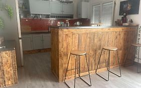 Le Ranch - Chambres Privees - Proche Centre Ville